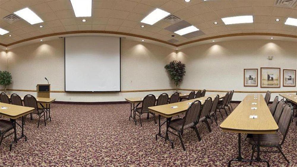 Holiday Inn Express Hotel & Suites Columbus By Ihg Екстер'єр фото