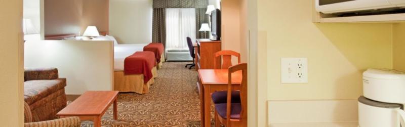 Holiday Inn Express Hotel & Suites Columbus By Ihg Екстер'єр фото